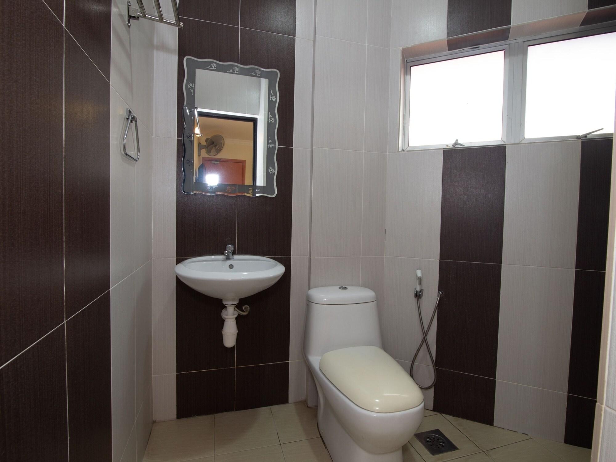 Oyo 424 Kk Inn Hotel Ampang  Kültér fotó