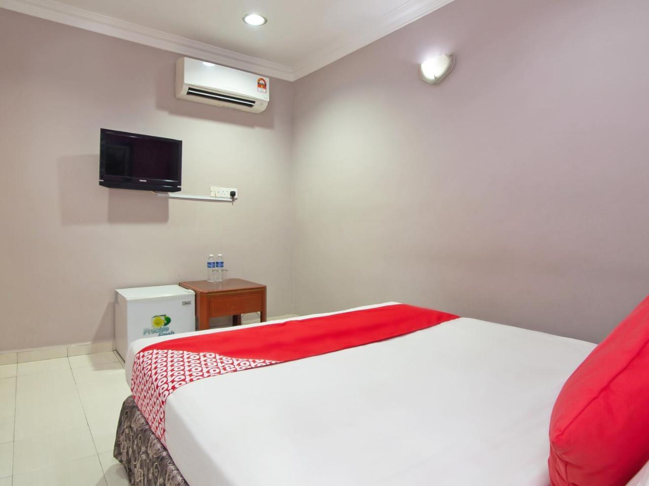 Oyo 424 Kk Inn Hotel Ampang  Kültér fotó